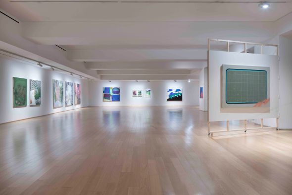 올오버 Allvoer_전시장전경_17_성낙희, 박형지, 배헤윰, 김미래.jpg